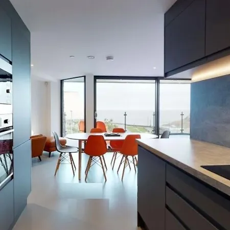 3 The View Apartments Ilfracombe - Hot Tub, Parking, Lift, Ev Exterior photo