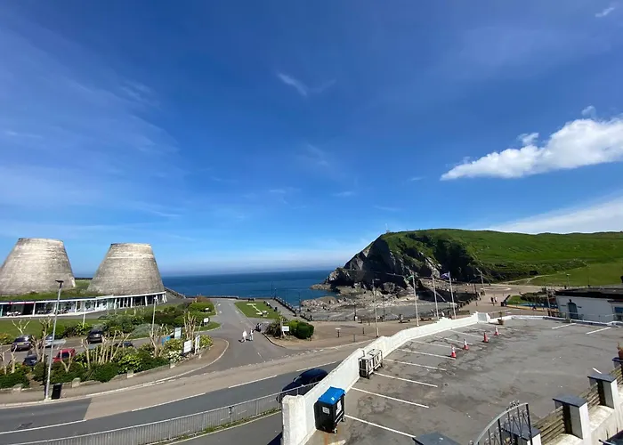 3 The View Apartments Ilfracombe - Hot Tub, Parking, Lift, Ev