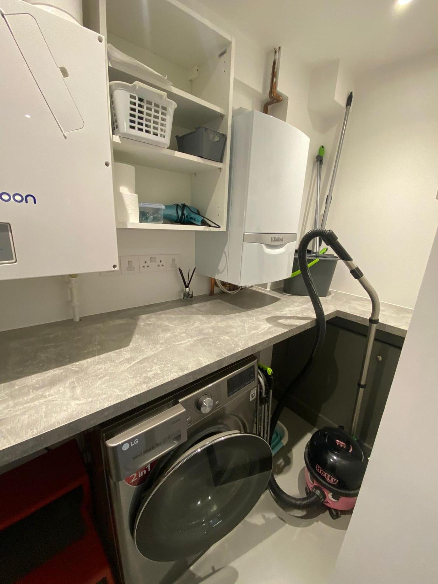 3 The View - Hot Tub, Parking, Lift, Ev
