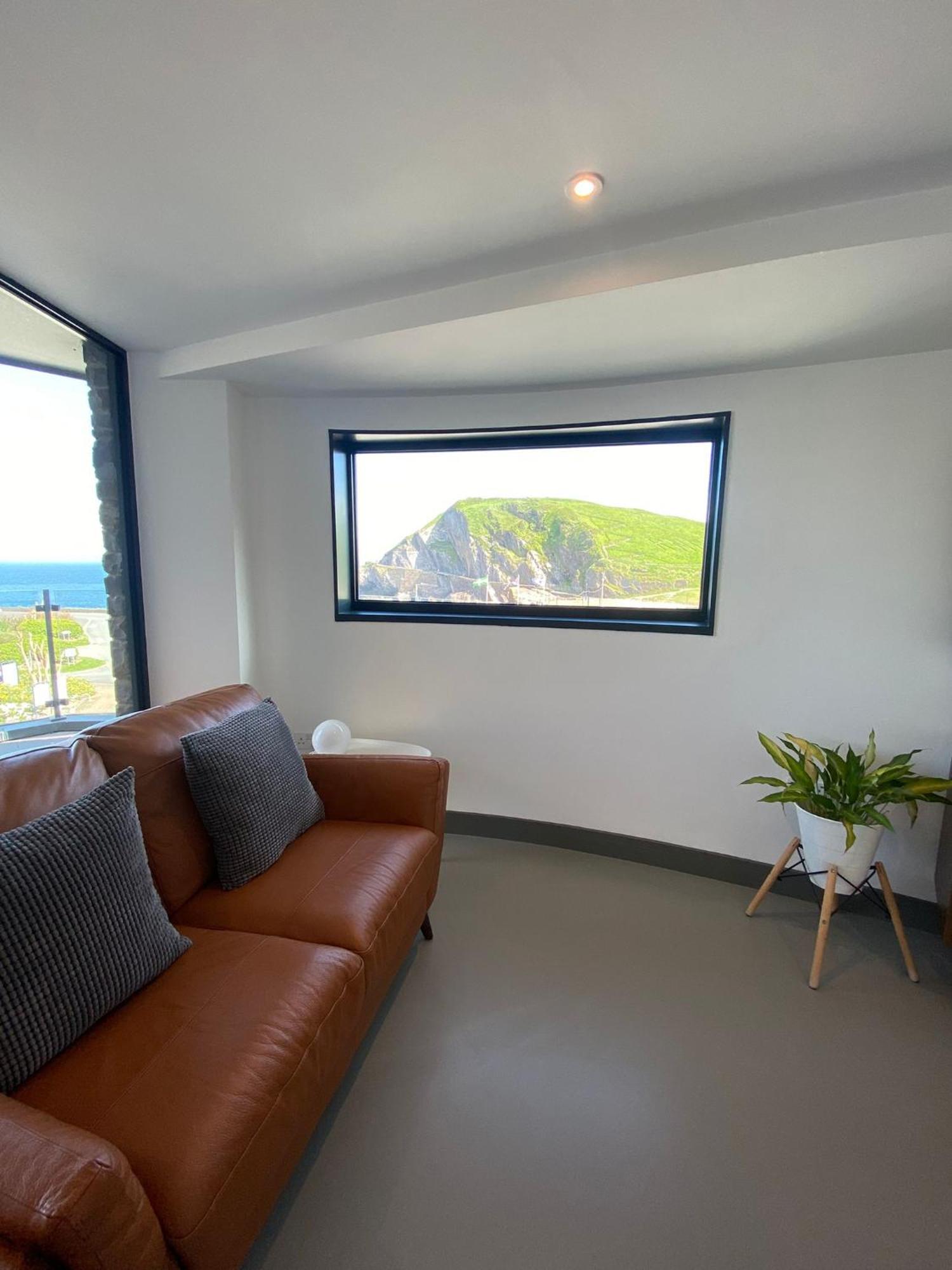 3 The View - Hot Tub, Parking, Lift, Ev Apartment
