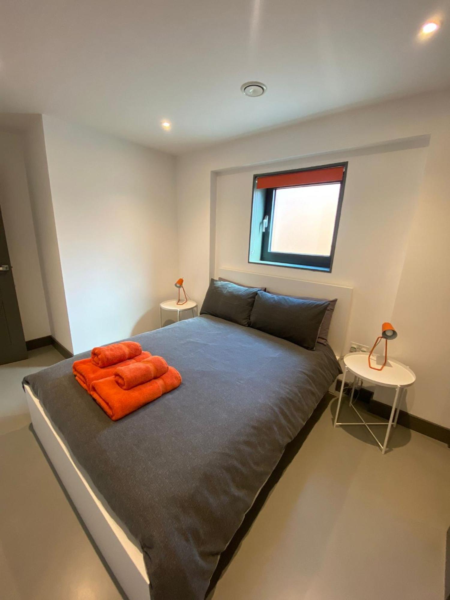 3 The View - Hot Tub, Parking, Lift, Ev Apartment